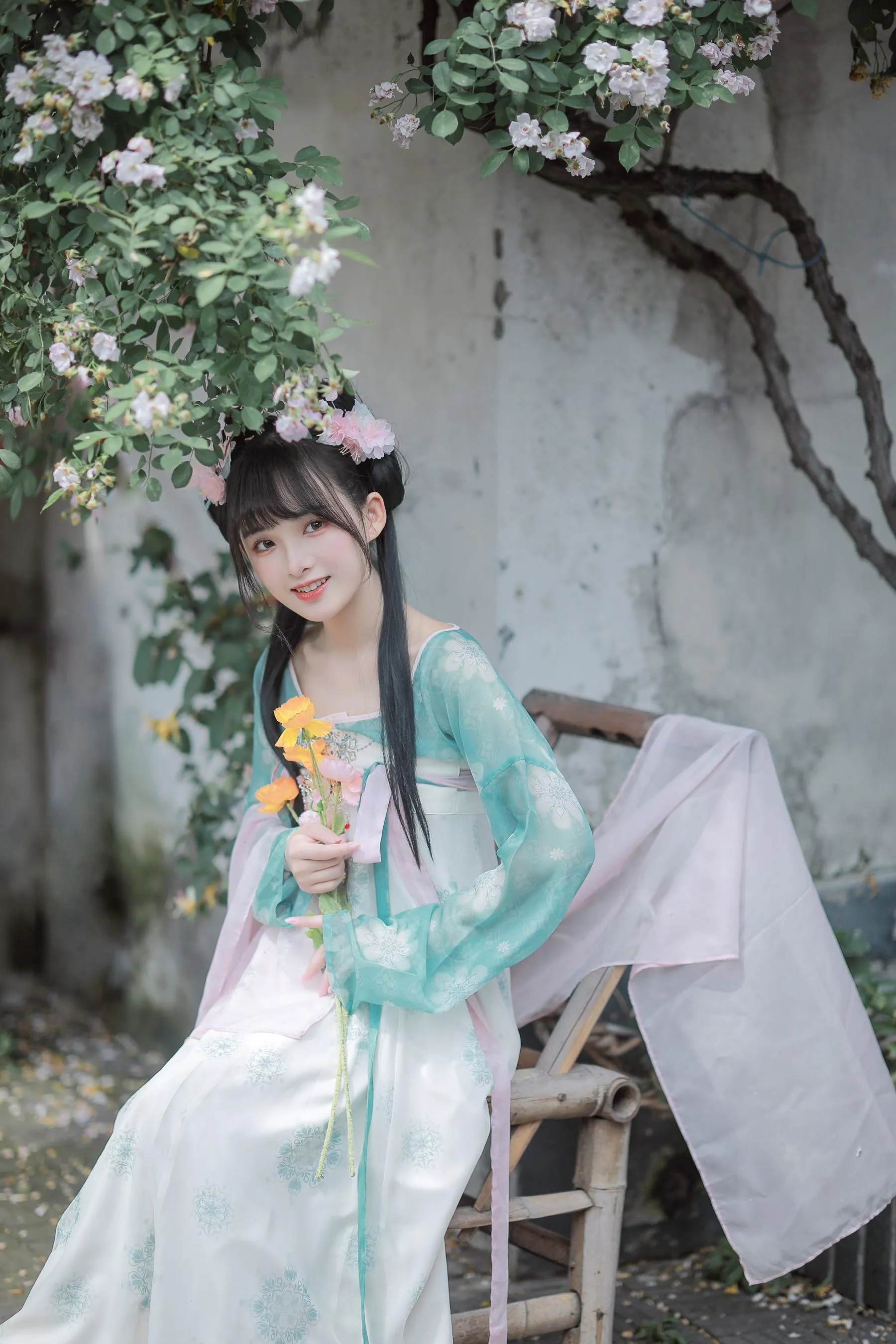 [艺图语] 2022.06.14 渐开荷芰落蔷薇 莉莉崽w [20P]插图6